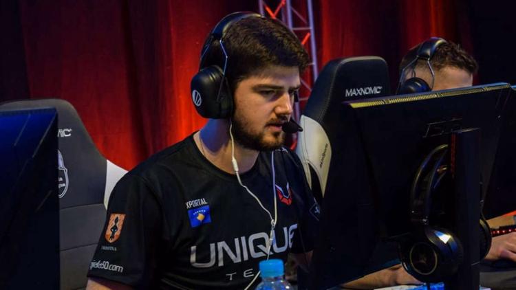 juanflatroo leaves BLINK starting roster