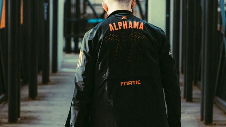 Alphama left Fnatic