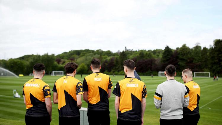 Wolves Esports signed the former Team Vitality roster