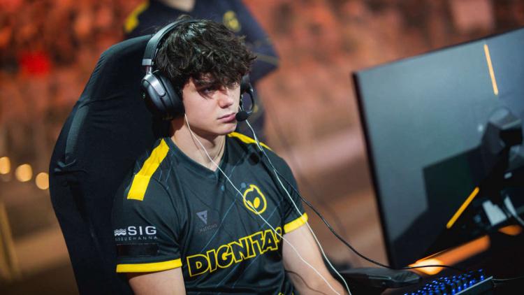 Dignitas says goodbye to Joreuz