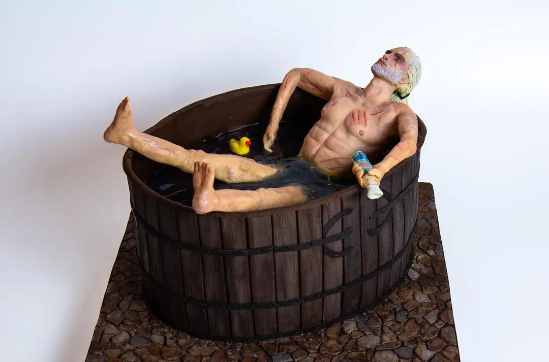 Fan Recreates Geralt’s Iconic Bathtub Scene from The Witcher 3 as an Incredible Cake