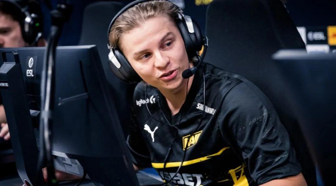 AleksiB Lands a Smoke Grenade Kill on NiKo in One of IEM Melbourne’s Funniest Moments