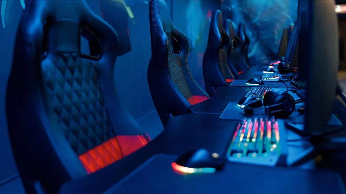 Tournament Platforms Merging Traditional Casino Games with Competitive Esports