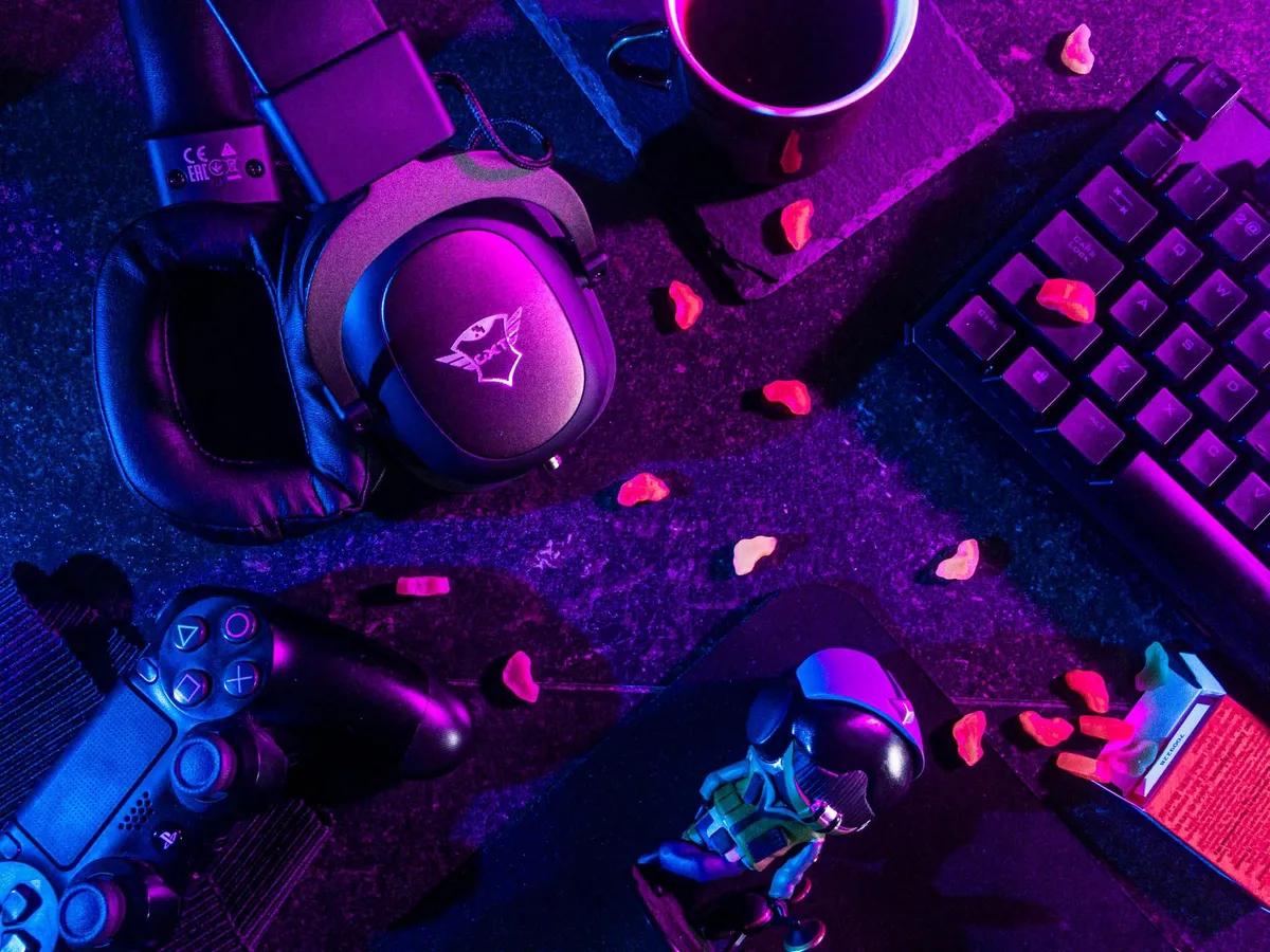 When pixels meet profits: The intersection of e-sports, gaming, and cryptocurrencies