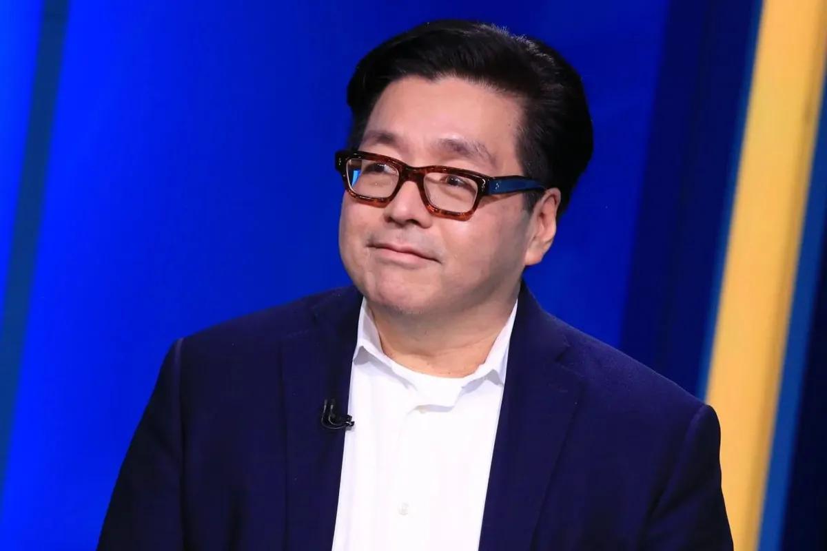 Tom Lee Predicts Ethereum Surge to $20,000 in 2026, But With Red Flag