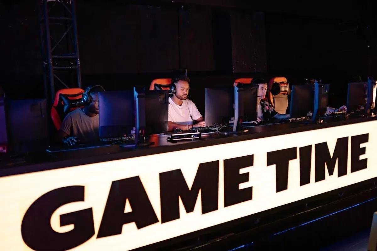 How Patch Notes Can Reprice Esports Futures Before a Major Tournament
