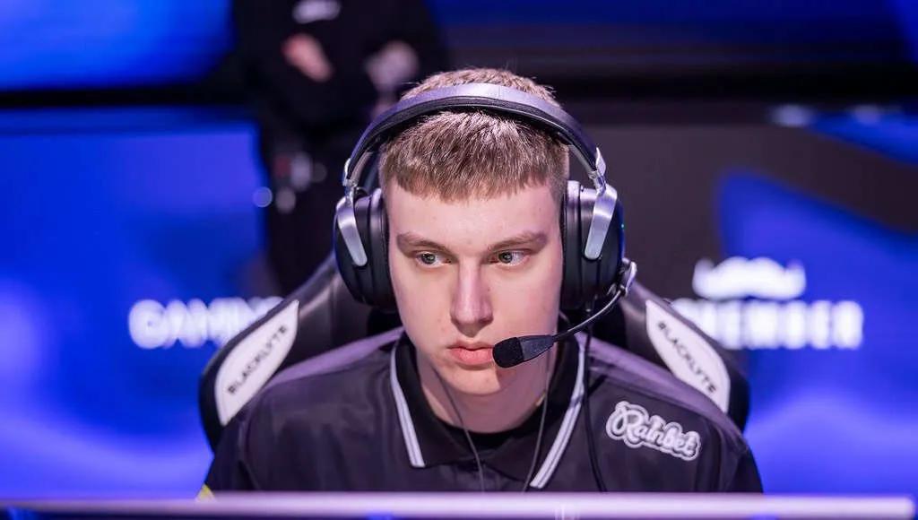 NiP Bench r1nkle: Star Dane stavn Joins the Roster