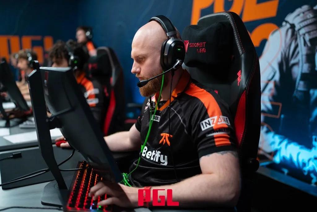 KRIMZ Departs fnatic After Nearly Ten Years