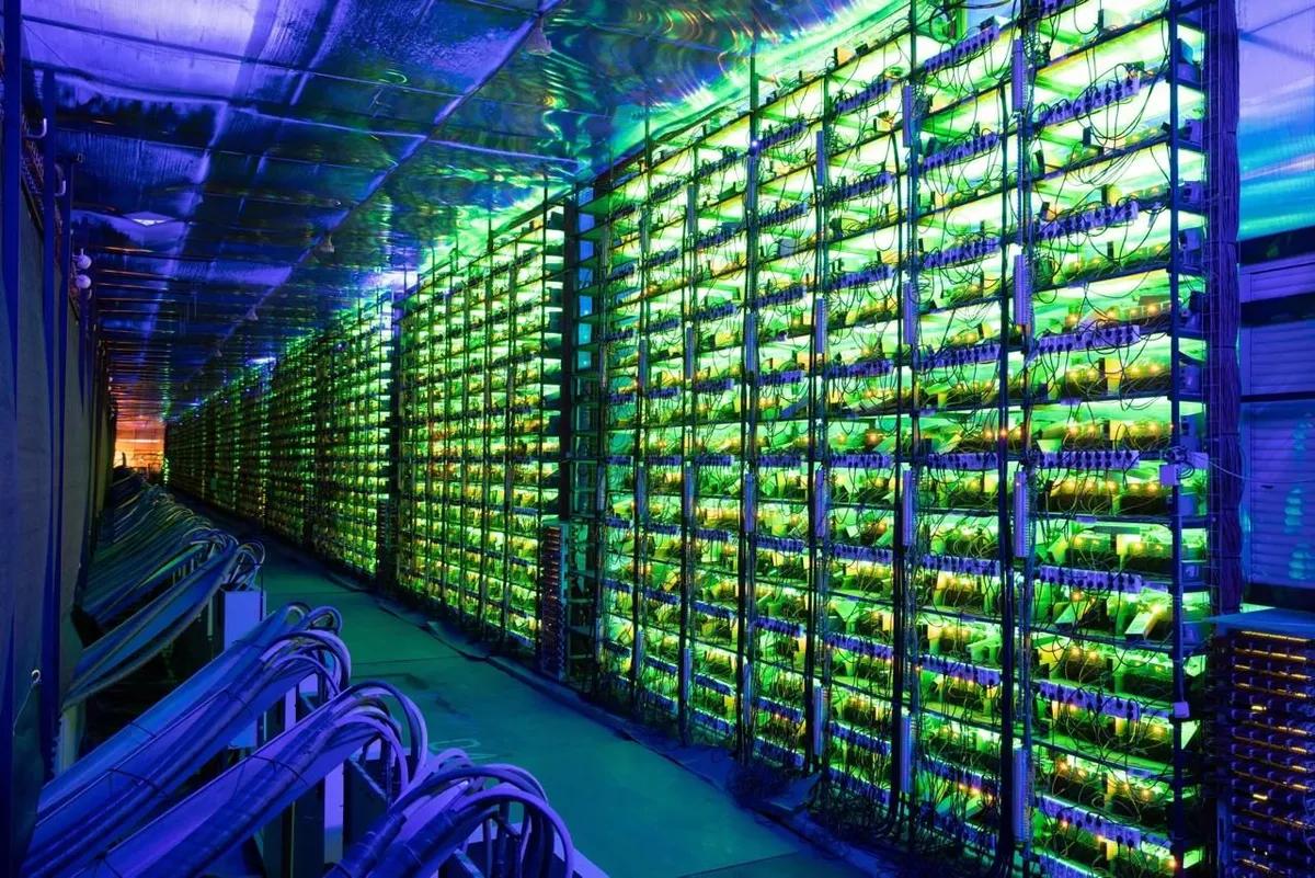 Bitcoin Miners Under Pressure as Production Costs Rise Above Market Price, Forcing Industry-Wide Consolidation