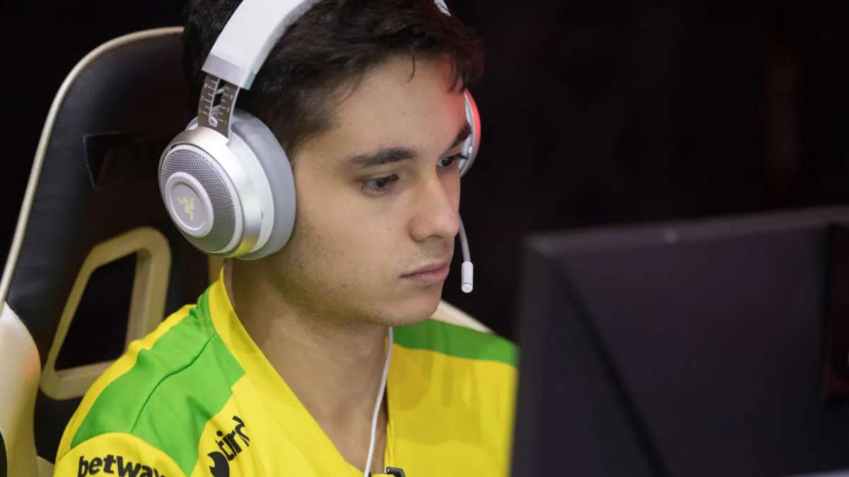 Official: felps leaves GODSENT