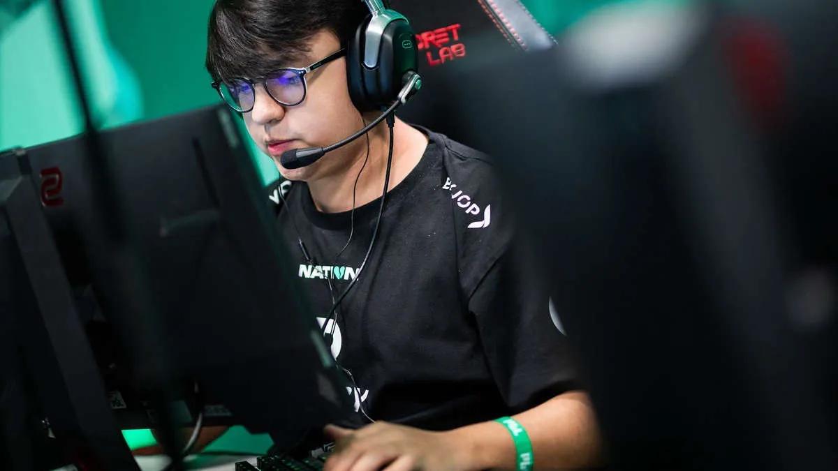 malbsMd will stay with 00NATION until October due to contract clause