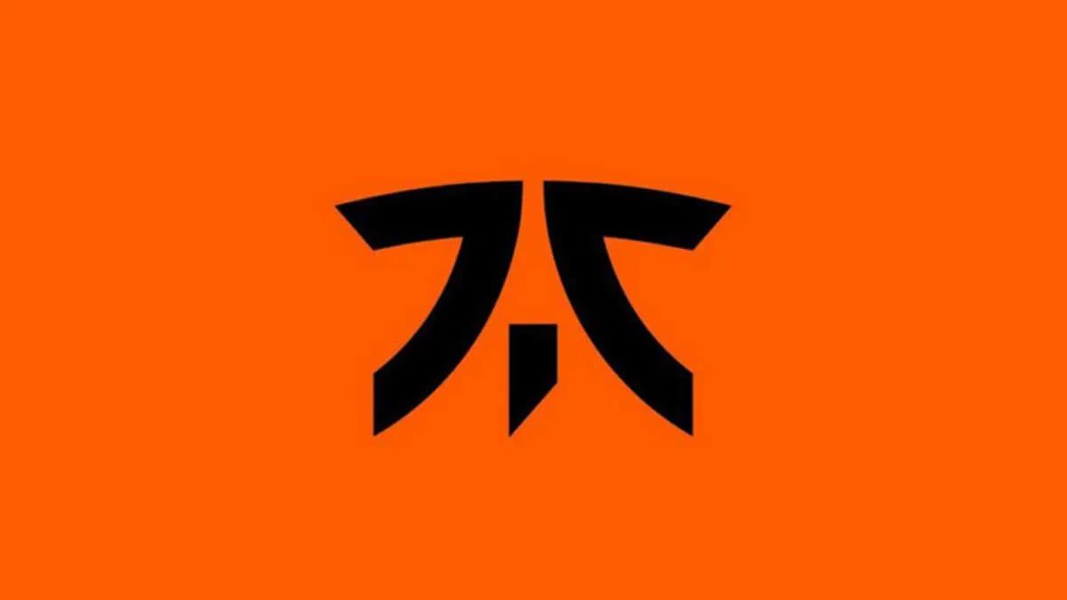 Fnatic is interested in buying a European Rainbow Six roster