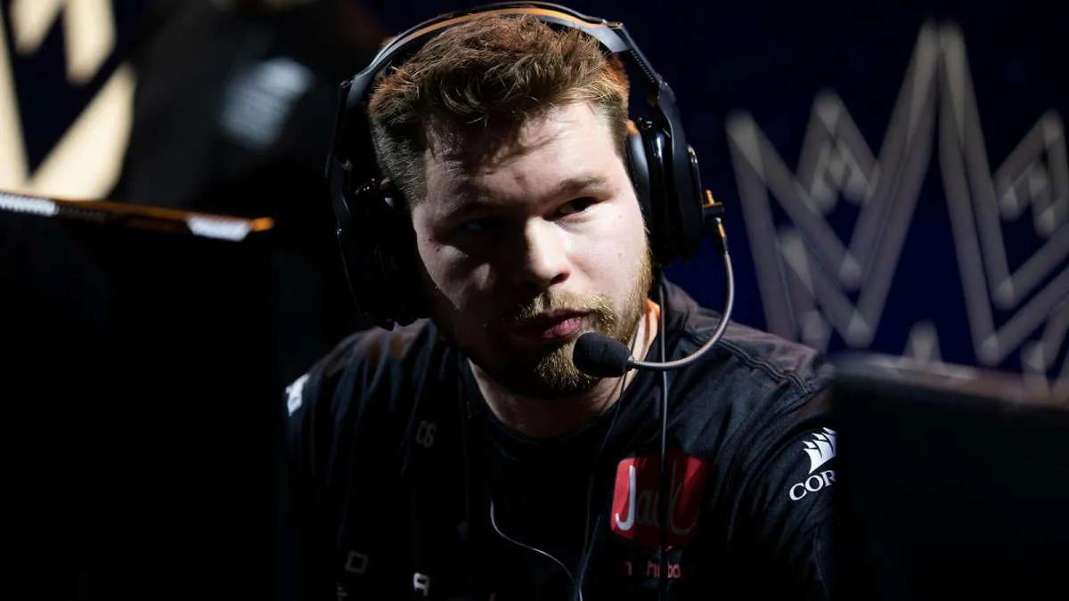 Crimsix announces his retirement from CDL