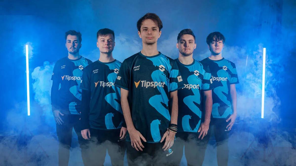 blogg1s and The eLiVe become Team Sampi players