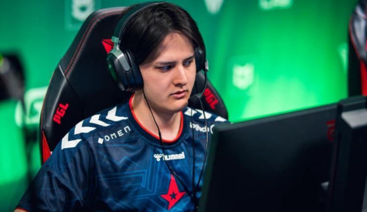 Astralis is interested in exchanging farlig for Staehr. Photo 1