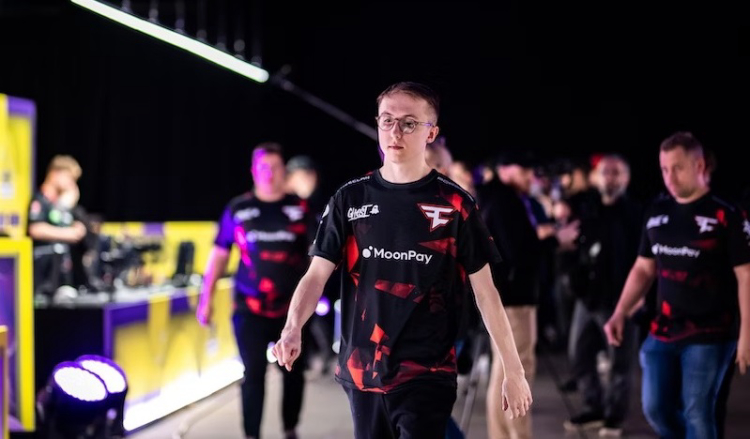 Ropz: CS:GO Maestro's Odyssey to Glory - From Skepticism to Stardom in HLTV's Top 20 Players of 2023! 3