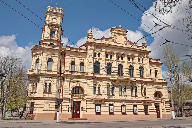 Kherson Art Museum Recreated in Minecraft as a Tribute to Ukrainian Heritage 2