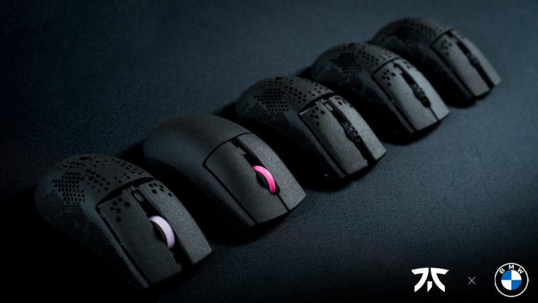 Fnatic and BMW have released a dedicated mouse for their League of Legends roster. Photo 1